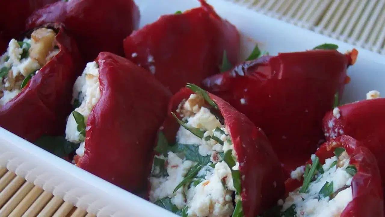Peynirli biber dolması tarifi nedir? Nasıl yapılır?