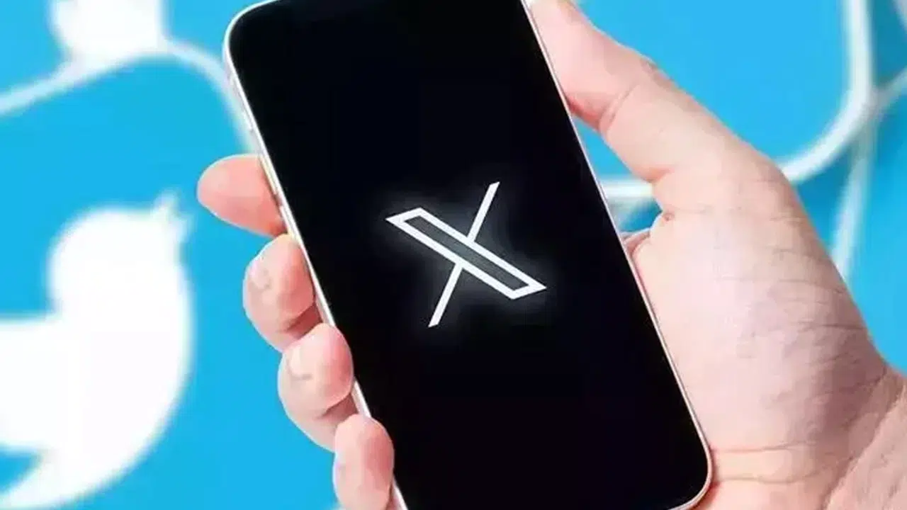 Twitter çöktü mü, neden akış yenilenmiyor? X ne zaman düzelecek?