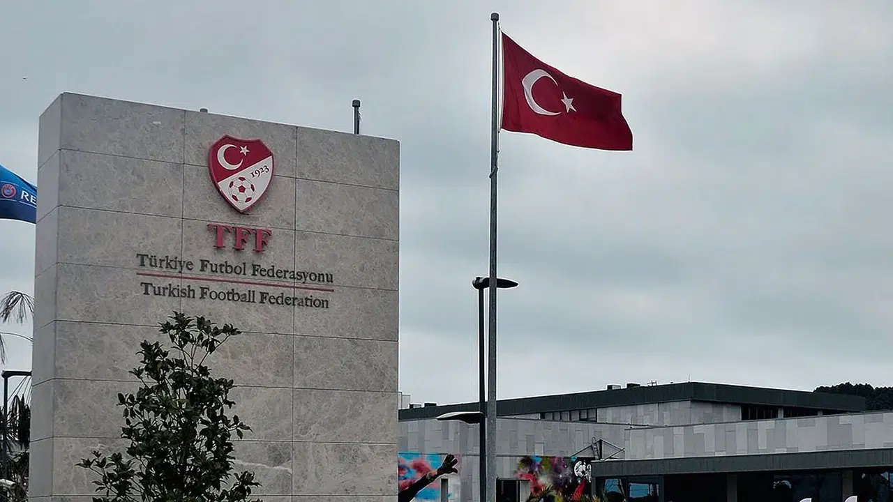 Trabzonspor, Galatasaray Maçının Ardından TFF'ye İtirazda Bulunacak