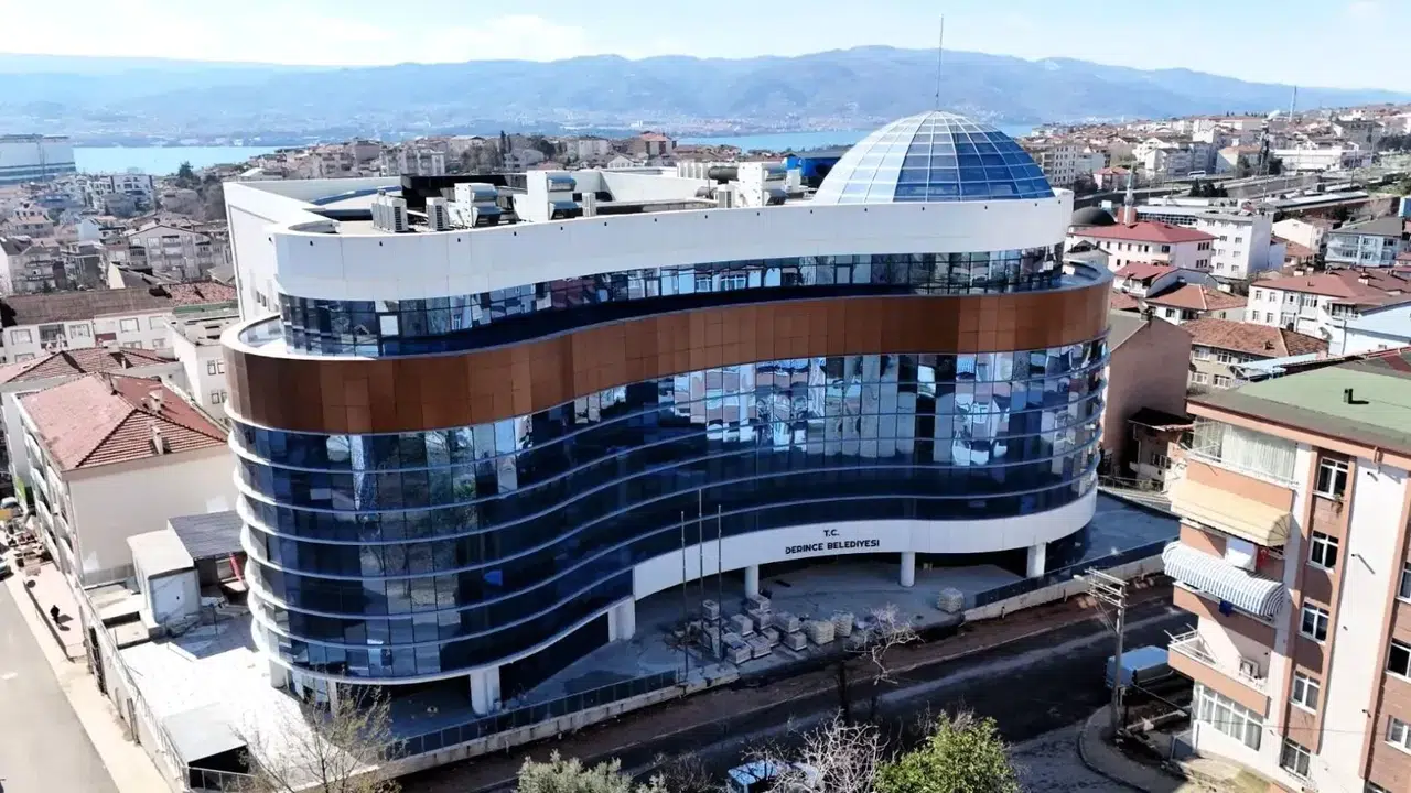 Derince Belediyesi Yeni Hizmet Binasına Ne Zaman Taşınacak?