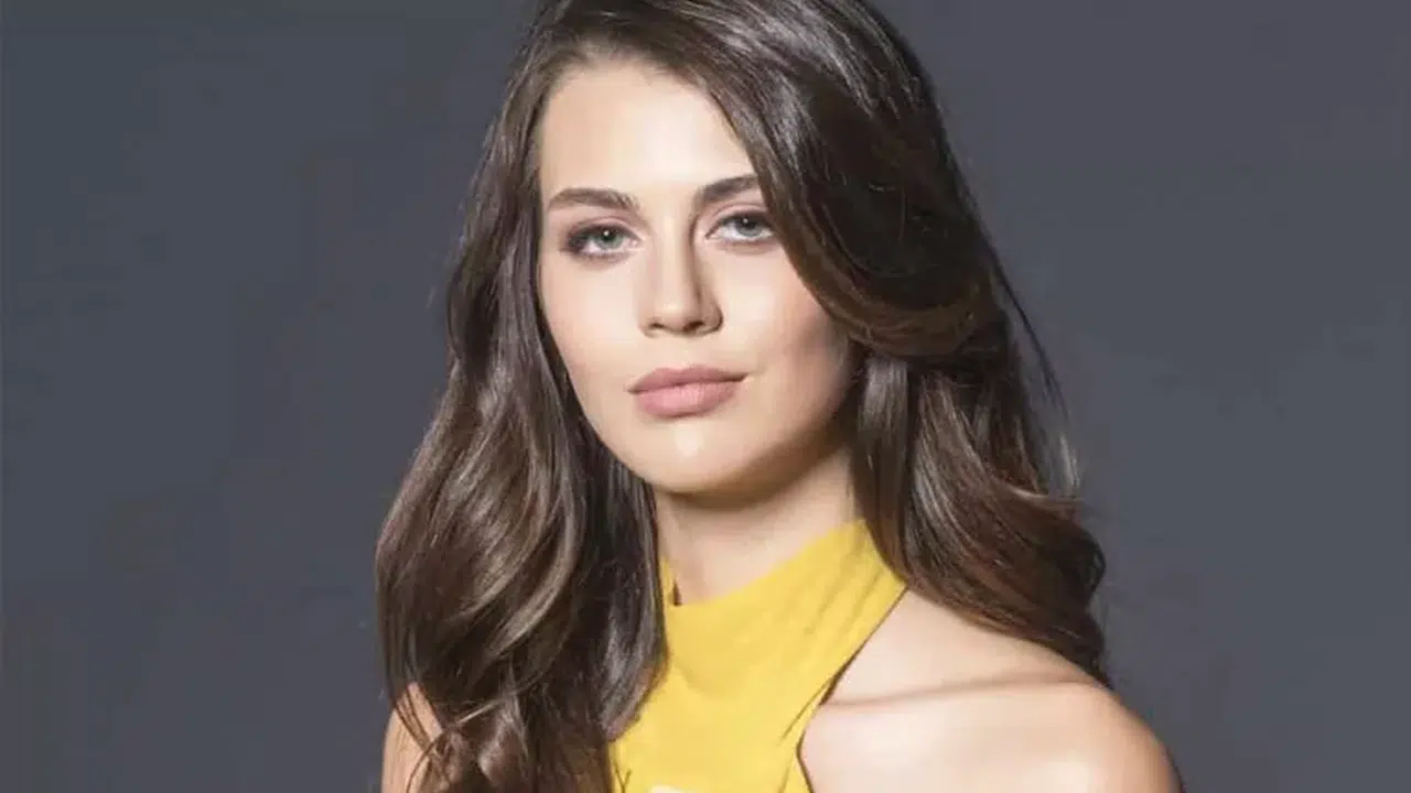 Sezgi Sena Akay kimdir, kaç yaşında, nereli ve kiminle evlendi?