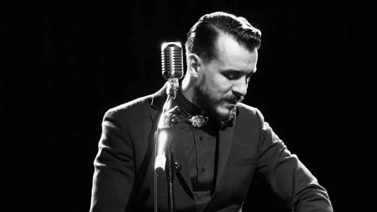 Cem Adrian kimdir, kaç yaşında ve nereli? Cem Adrian neden gözaltına alındı?