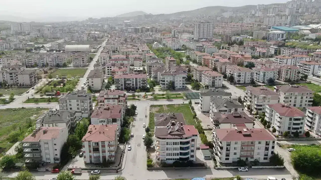 İzmir'de 2026 Yılında Kira Fiyatları Neden Bu Kadar Yükseldi?