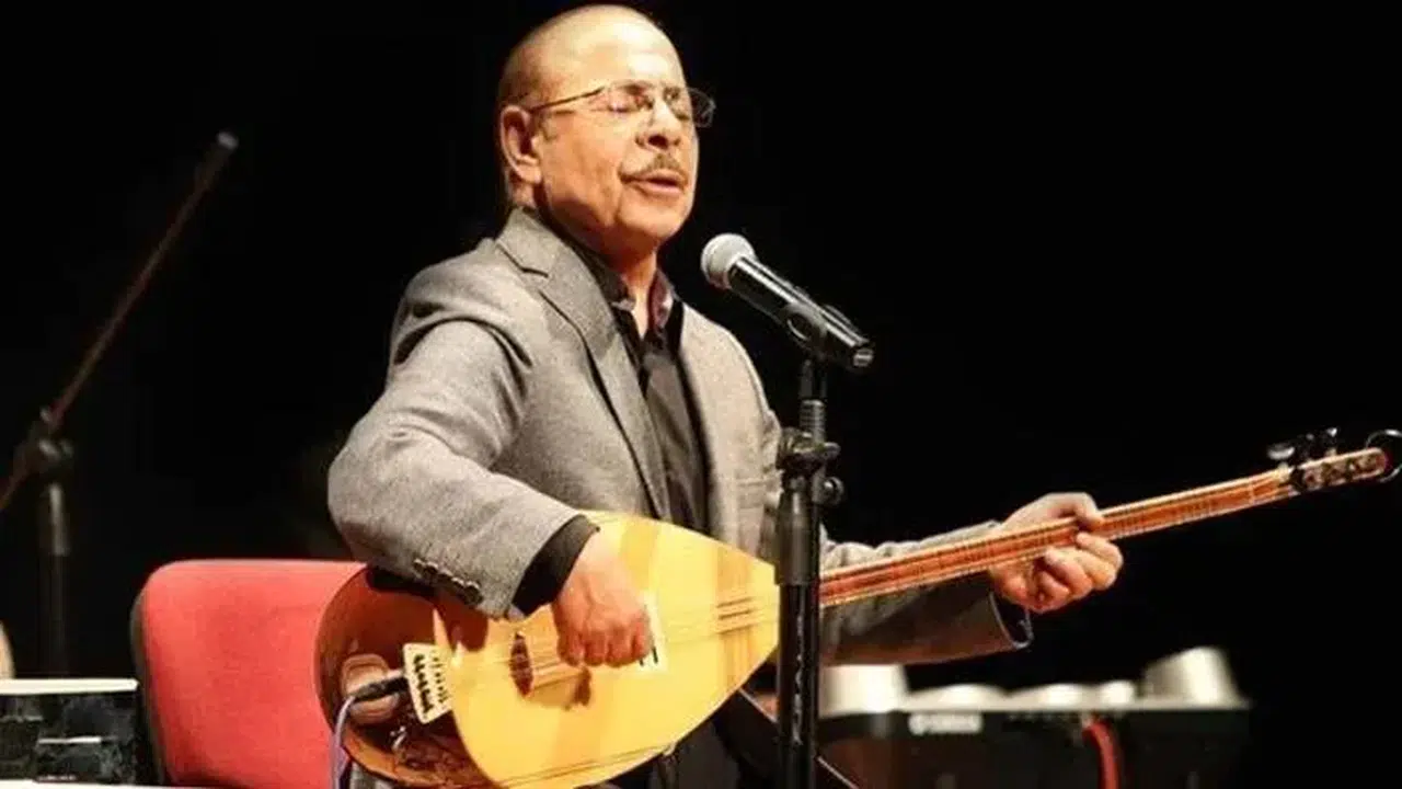 Neşet Ertaş Kimdir? Bozkırın Tezenesi Neşet Ertaş'ın Eserleri ve Hayatı