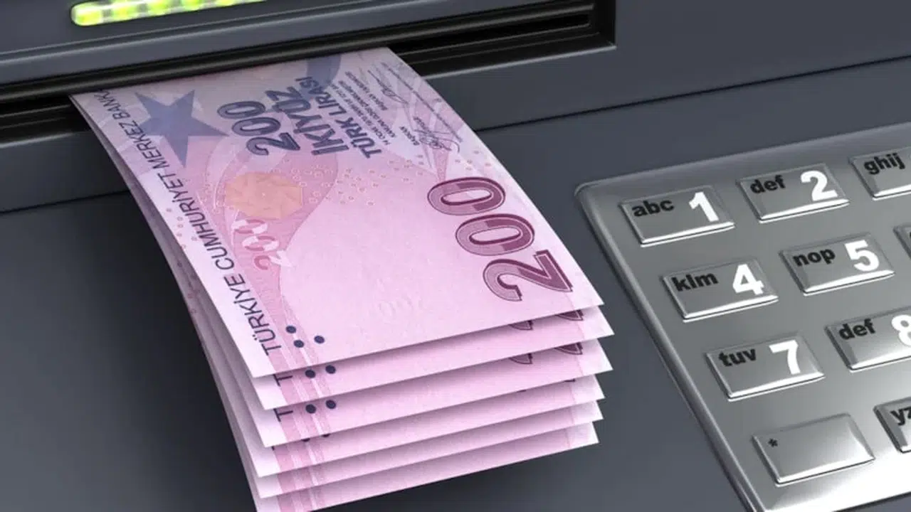 ATM'lerden Nakit Çekme Limitleri Yükseldi: Hangi Banka Ne Kadar Veriyor?