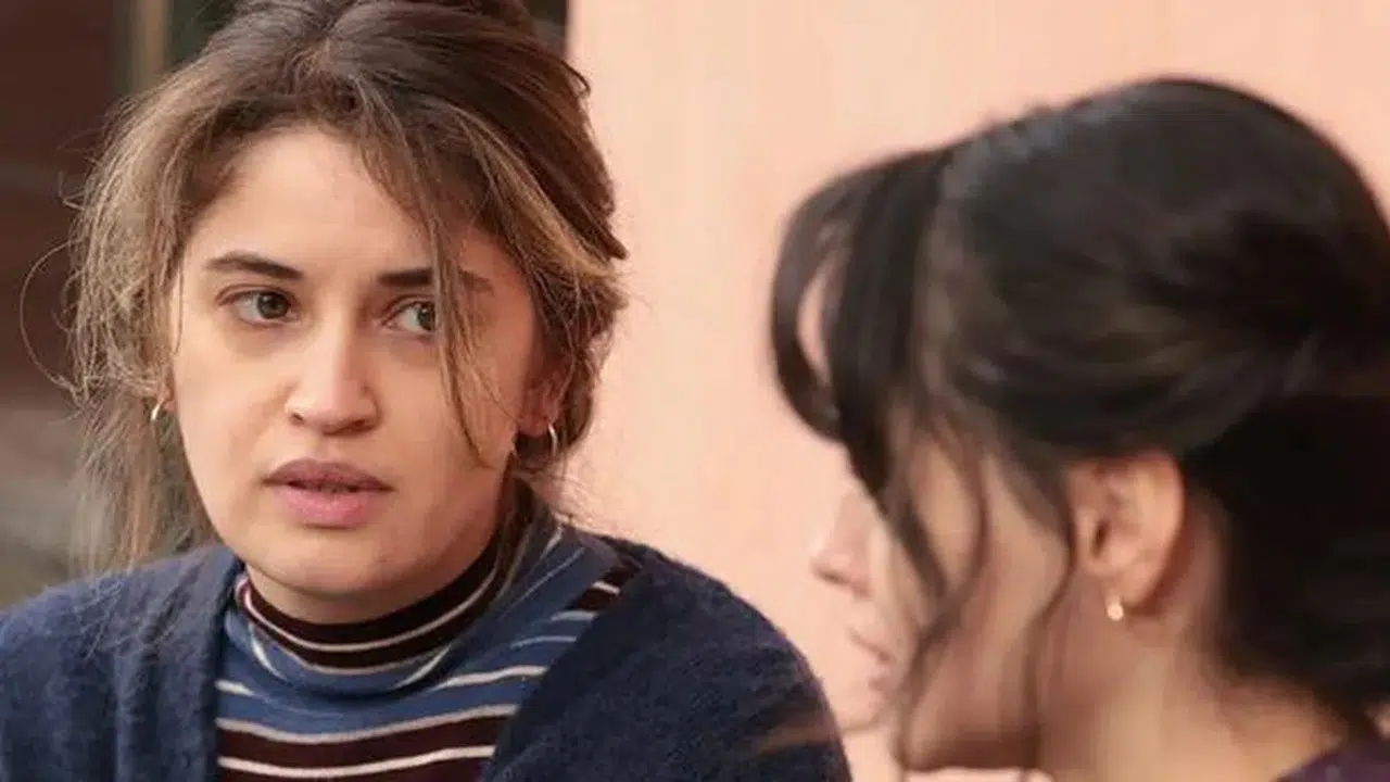Çirkin dizisinin Seher'i Buse Badurlar kimdir, kaç yaşında, nereli ve sevgilisi var mı?