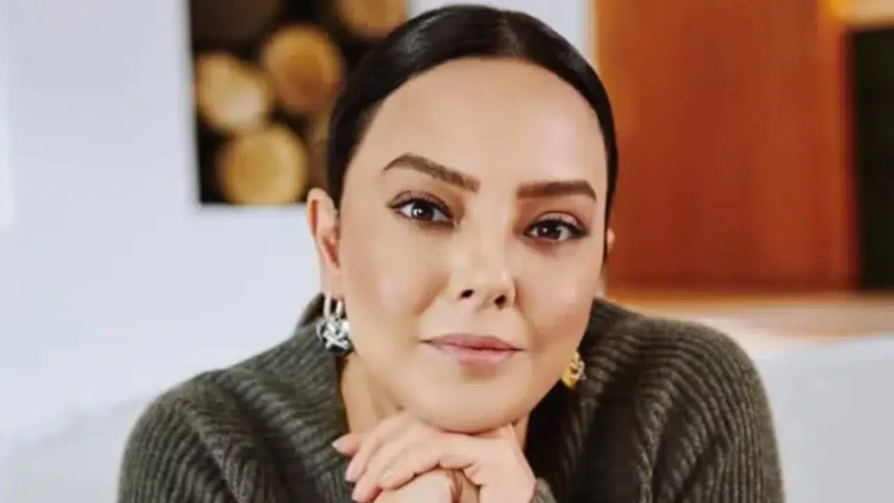 Ebru Gündeş'in Kardeşi Aslıhan Gündeş Akça Kimdir ve Neden Görüşmüyorlar?