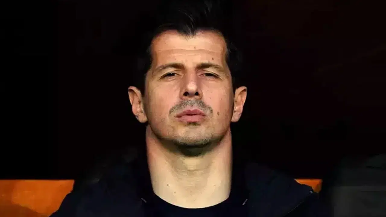 Emre Belözoğlu kimdir, kaç yaşında, nereli ve evli mi? Hangi takımlarda oynadı?