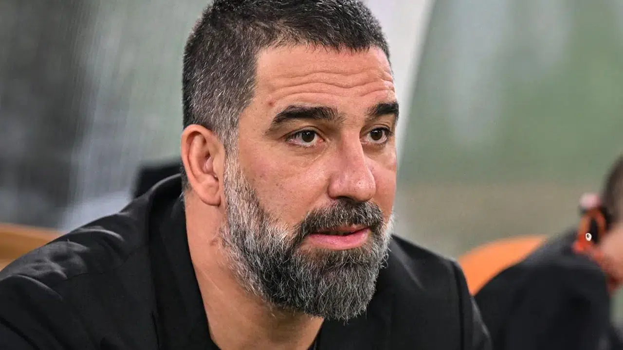 Arda Turan Beşiktaş'ın teknik direktörlük teklifine ne yanıt verdi?
