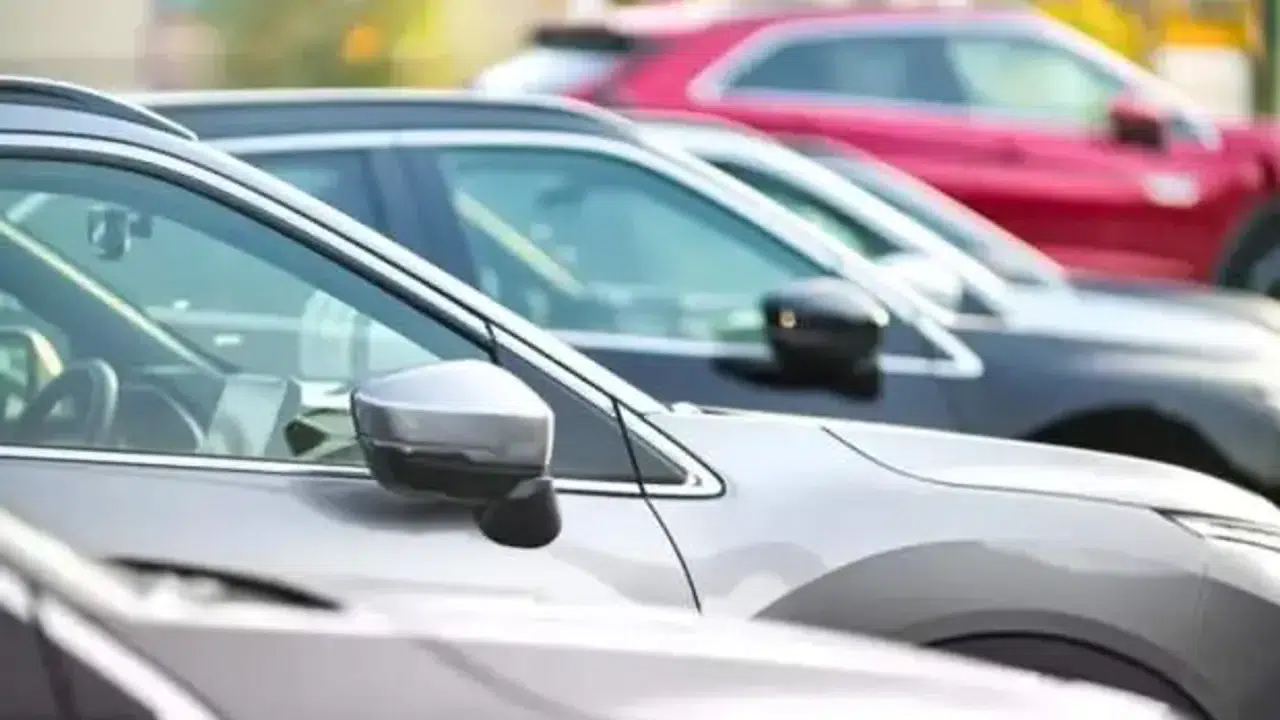 Otomobil Fiyatları Düşerken İkinci El Alım Fırsatları Neler Sunuyor?