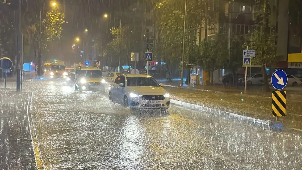 Burdur'da Yarın Öğlene Kadar Hangi Araçların Trafiğe Çıkışı Yasaklandı?