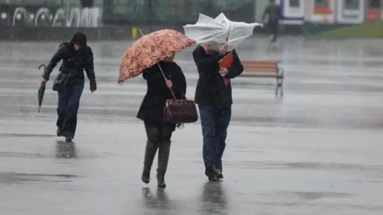 Hatay'da yarın okullar tatil mi? Valilikten açıklama geldi mi?