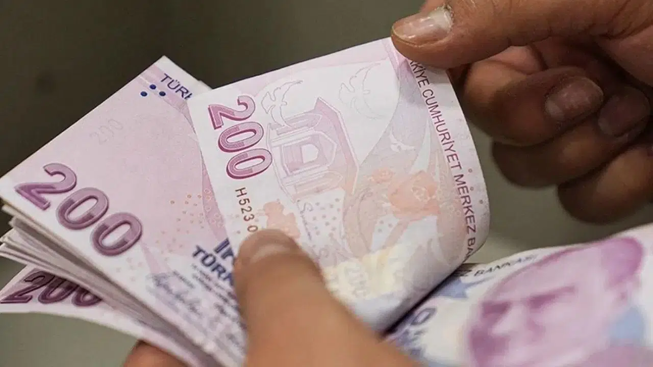 En düşük emekli maaşı ne kadar olacak? Temmuz zammı için geri sayım başladı