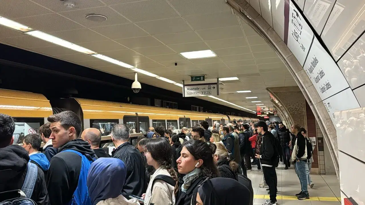 İstanbul'da ulaşımda yeni düzenlemeler : Hangi istasyonlar kapatıldı?