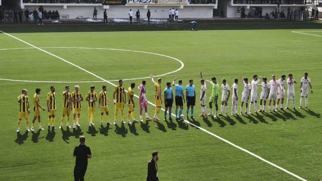 Bitlis Spor 1916, Hakkari Zap Spor'u Yenerek Finale Yükseldi
