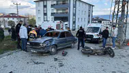 Kastamonu'da otomobil ve motosiklet çarpıştı : 3 kişi yaralandı