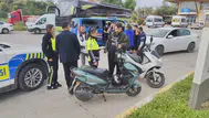 Antalya'da motosiklet ile motorlu bisiklet çarpıştı : 2 yaralı