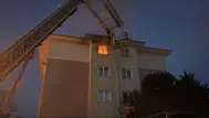 Edirne'de apartman dairesinde yangın : Vatandaşlar tahliye edildi
