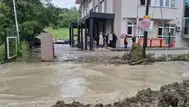 Bartın'da Avu Deresi taştı : Ev ve iş yerlerini su bastı