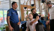 Bursa'da yol kavgası : 1'i polis 5 kişi yaralandı