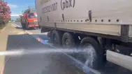 Antalya'da seyir halindeki tırda yangın çıktı