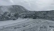 Van Tendürek Geçidi'nde dolu yağışı : Yollar beyaza büründü