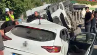 Siirt'te otomobil ile tır çarpıştı : 4 yaralı
