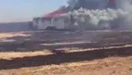 Şanlıurfa Ceylanpınar'da sondaj aracı ve işçi karavanı yandı : 3 yaralı
