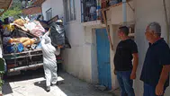Burdur'da çöp evden 3 kamyon atık çıktı