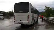 Eyüpsultan Hasdal Yolu'nda servis aracı kaza yaptı : 3 kişi yaralandı