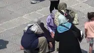 Samsun'da sıcaktan bayılan kadının yardımına çevredekiler koştu