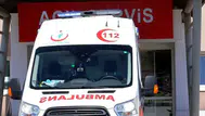 Afyonkarahisar'da otomobil refüje girdi : 2 kişi yaralandı