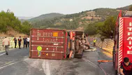 Bilecik'te 2 tır çarpıştı : Sürücü tedavi altına alındı