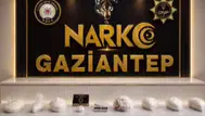 Gaziantep'te kıyafetlerin arasına zulalanmış 7 kilo uyuşturucu ele geçirildi