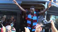 Trabzonspor’un yeni golcüsü Franculino Dju, taraftarlarla buluştu