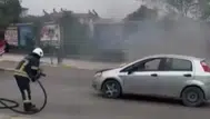 Elazığ'da seyir halindeki otomobilde yangın çıktı