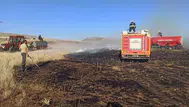 Tekirdağ Hayrabolu'da anız yangını çıktı : 250 dekar tarım arazisi küle döndü