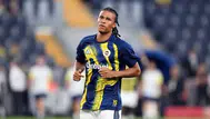 Fenerbahçe-Slavia Prag Maçında Şok Sakatlık: Nathan Ake Devam Edemedi