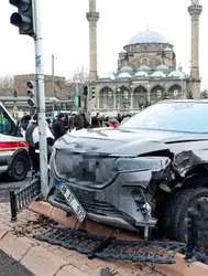 Kayseri'de SUV araç, yayaların arasında daldı : Çok sayıda yaralı var