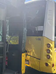 Ataşehir'de kaza : İETT otobüsleri çarpıştı