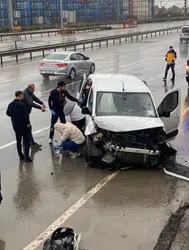 Kocaeli'de zincirleme kazada 3 kişi yaralandı