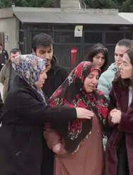 Ölü bulunan anne ve kızının cenazesi yakınlarına teslim edildi