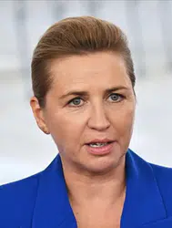 Danimarka’da seçim depremi : Başbakan Mette Frederiksen istifasını sundu