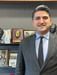 Ataşehir Belediye Başkanı Onursal Adıgüzel kimdir, kaç yaşında ve nereli? Onursal Adıgüzel neden gözaltına alındı?