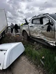 Konya'da Pick Up ile kamyonet çarpıştı : 2 yaralı