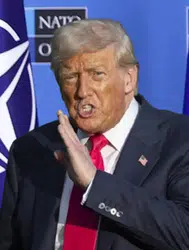 Polonya'dan 'ABD ve NATO'nun birbirine ihtiyacı var' çıkışı