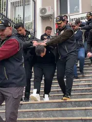 Sarıyer'de mezarlıkta silahlı çatışma : 2 ölü, 6 gözaltı