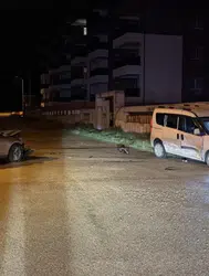 Eskişehir'de alkollü sürücü ile 15 yaşındaki çocuğun kullandığı araç çarpıştı