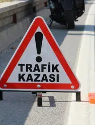 Manavgat'ta kaza : 2'si çocuk 3 yaralı