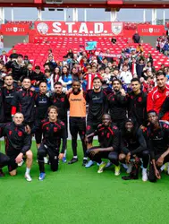 Samsunspor, Göztepe maçının hazırlıklarını öğrencilerin desteğiyle tamamladı